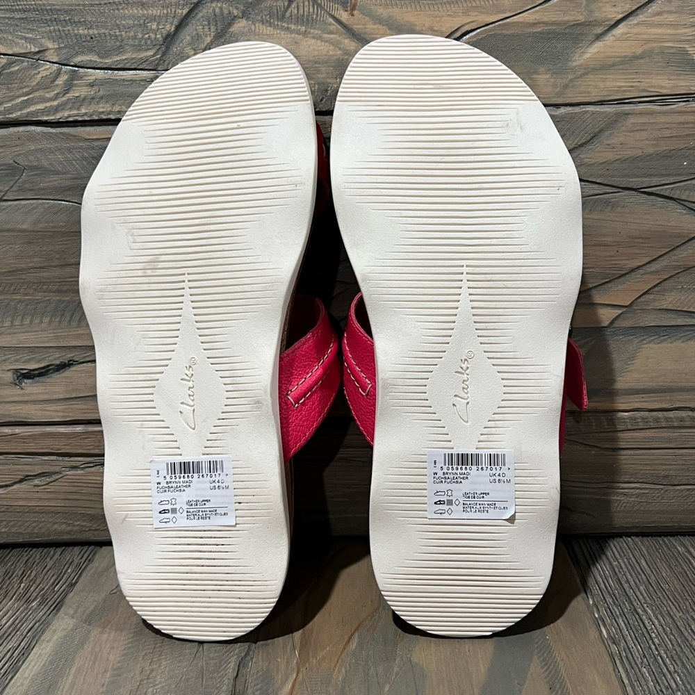 ‼️SOLD‼️200. Clark’s Brynn Madi Womens Buckle Slip On Slide Sandals NWT - Picture 4 of 9